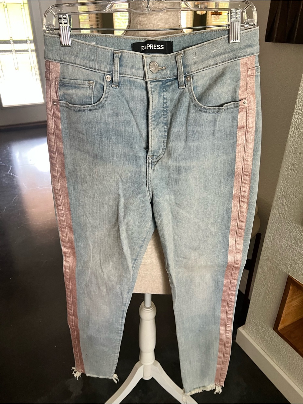 Express Women's Light Blue Skinny Jeans with Pink Side Stripes